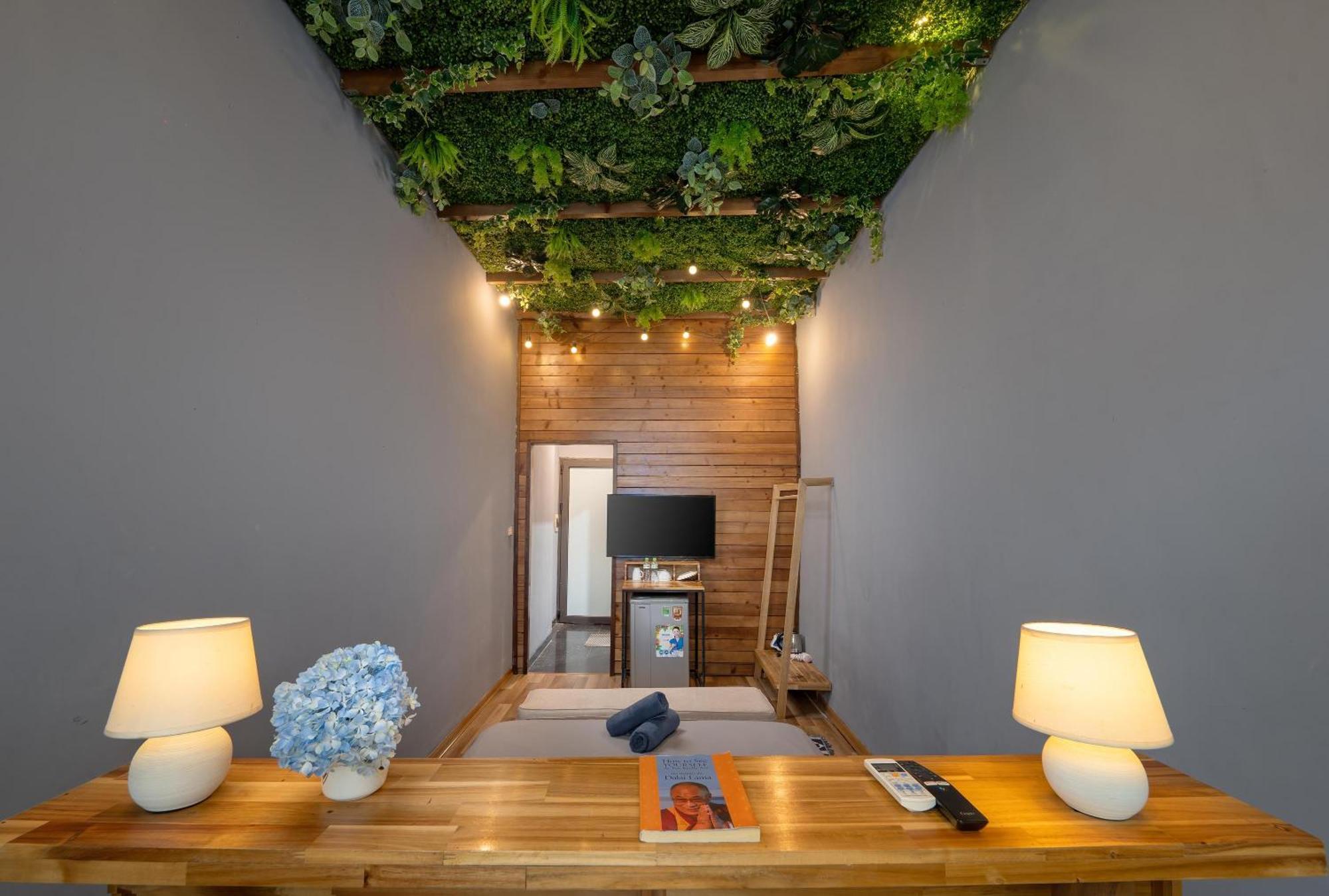 Trinh'S House - Hang Vai Ханой Экстерьер фото