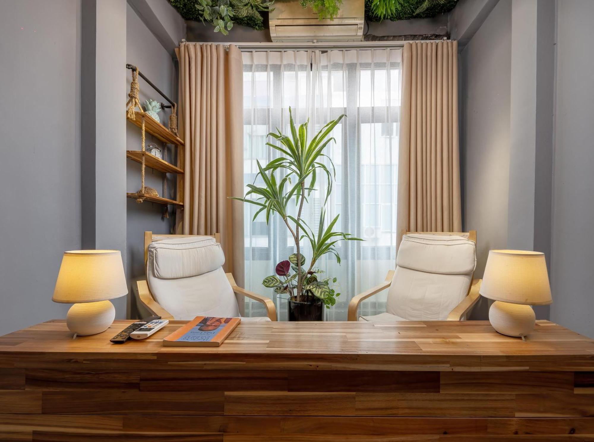 Trinh'S House - Hang Vai Ханой Экстерьер фото