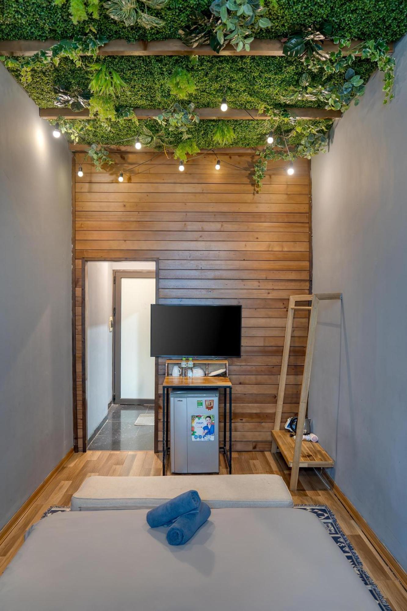 Trinh'S House - Hang Vai Ханой Экстерьер фото