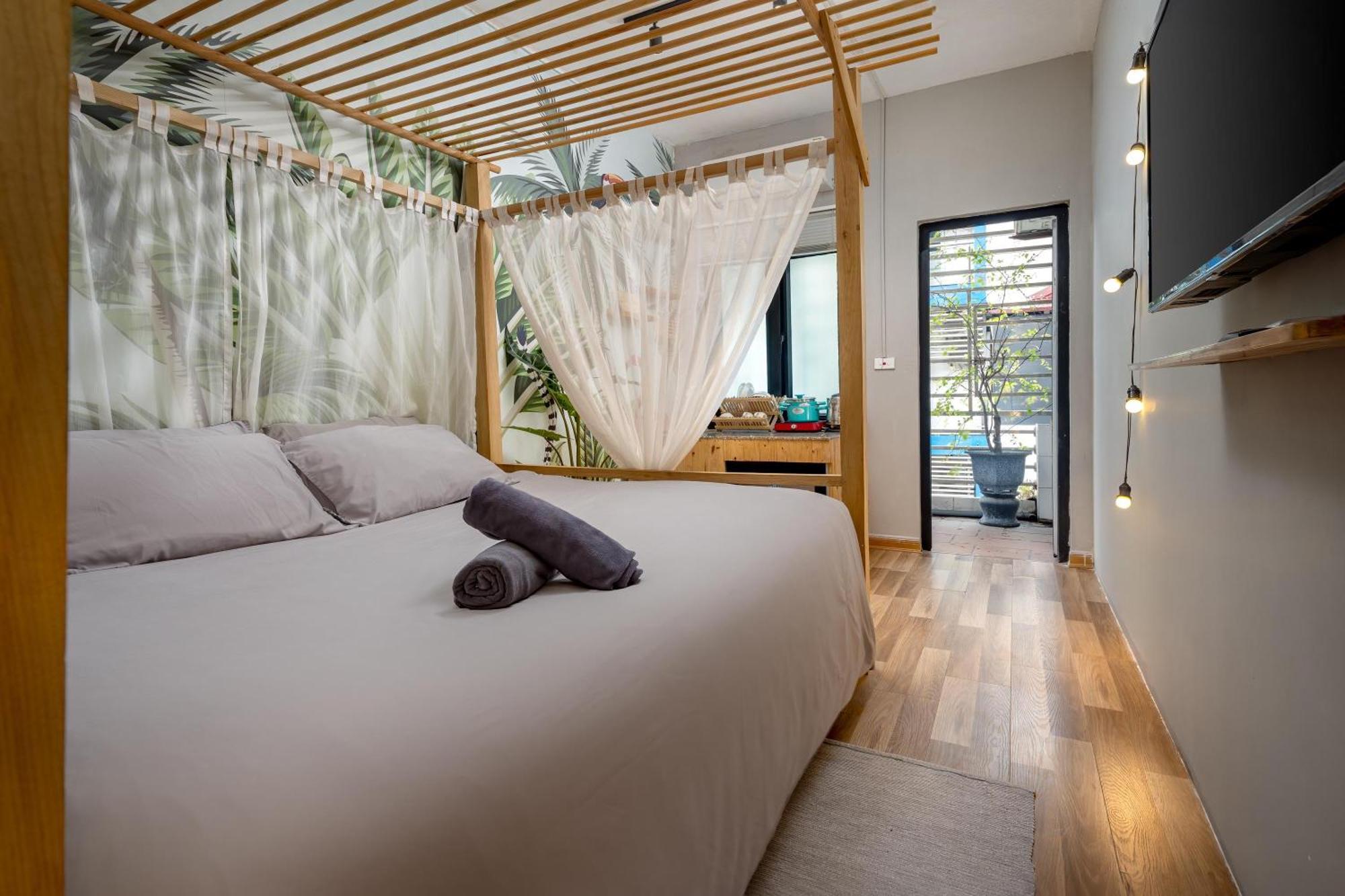Trinh'S House - Hang Vai Ханой Экстерьер фото